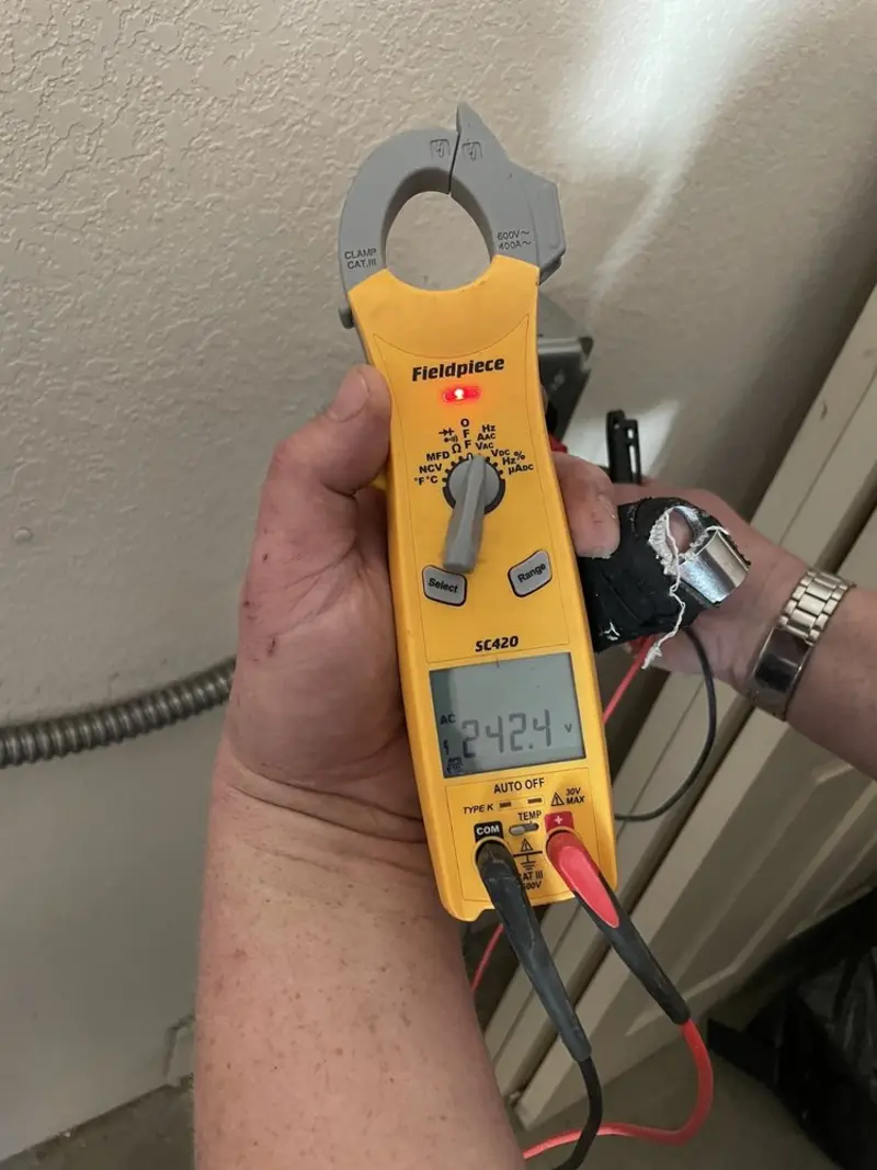 Voltage testing with clamp meter during Aluminum Wiring Replacement in Pocatello